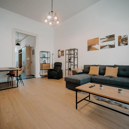 Volenter Lux Apartment Zero バヤ エクステリア 写真